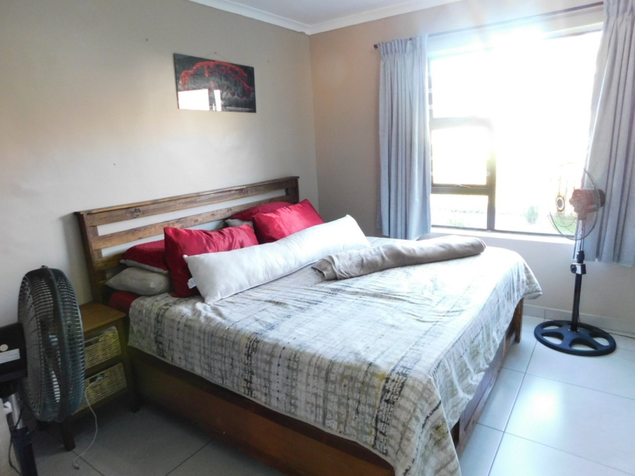 2 Bedroom Property for Sale in Pine Acres Western Cape